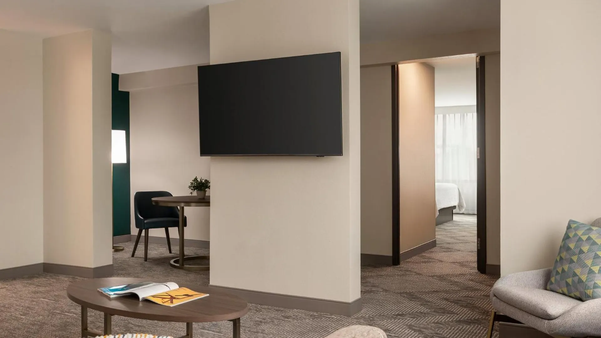 Holiday Inn Nashville Downtown - Stadium By Ihg
