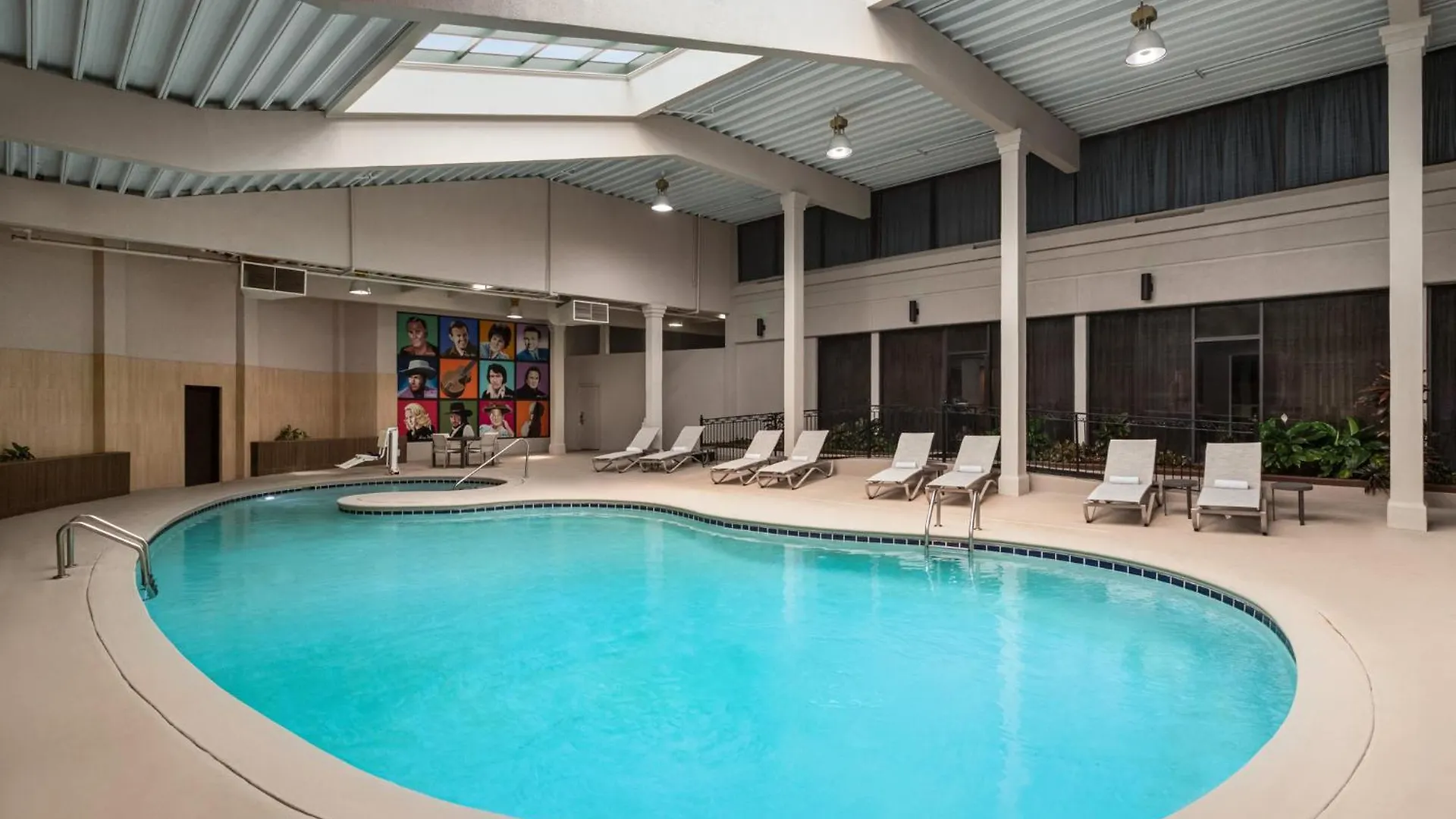 Holiday Inn Nashville Downtown - Stadium By Ihg