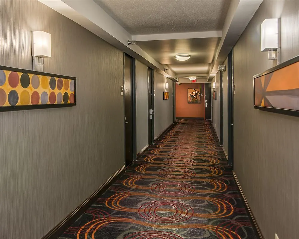 Holiday Inn Nashville Downtown - Stadium By Ihg 3*,